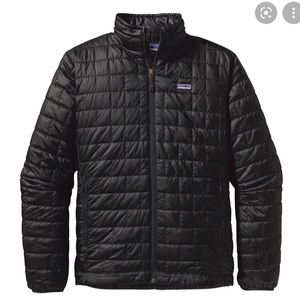 PATAGONIA women’s black small puffer: Nano Puff
